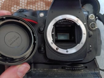 Fotoaparát Nikon D300 Tělo - 2