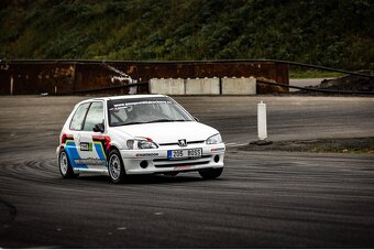 Peugeot 106 rallye zavodni special - 2