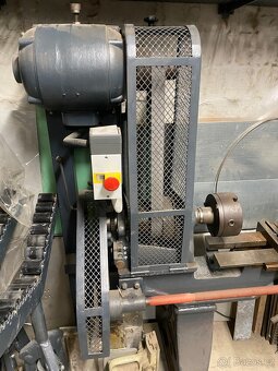 Starší soustruh - 2