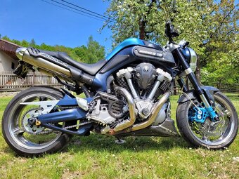 Yamaha MT-01 - 2