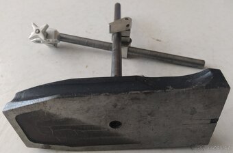 Stojánek na úchylkoměry - 2