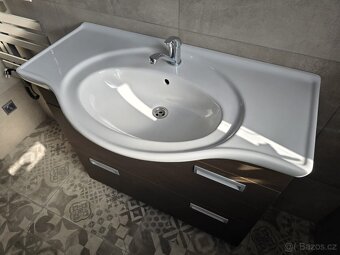 Umyvadlo se skříňkou - 2