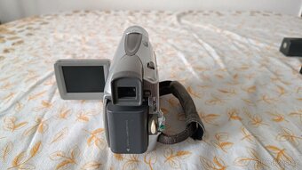 Prodám videokameru Canon - 2