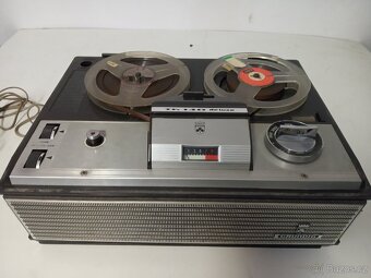 Magnetofon Grundig - 2