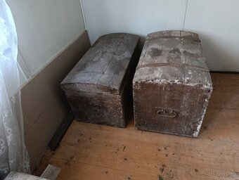 truhly truhla stará starožitná - 2