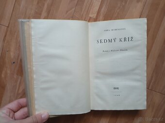 Kniha sedmý kříž - 2