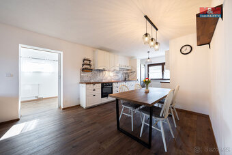 Prodej rodinného domu, 191 m², Boršice u Blatnice - 2