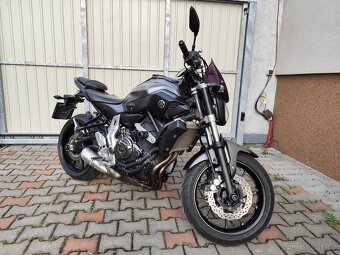 Yamaha MT 07 - 2