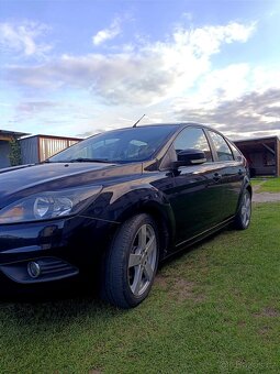 Ford Focus 1.6 74kw benzín - 2