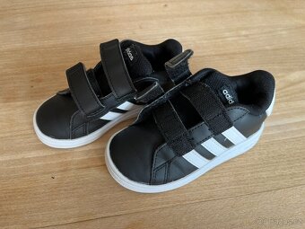 Botasky Adidas, vel. 26 - 2