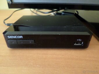 Sharp LCD LC 32D65E - 2