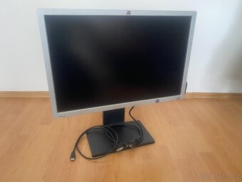 24" palcový LCD Monitor HP LP2465 - 2