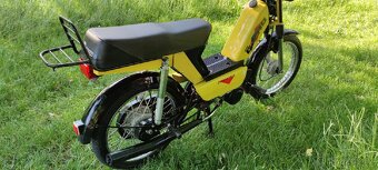 Moped hero gizmo - 2