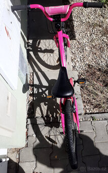 Dívčí kolo zn. Specialized Hotrock - 2