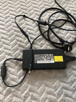 Napajecí adaptér notebook ADP-180TB F 5,5/2,5 mm konektor - 2