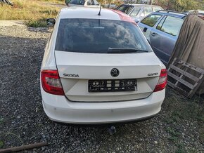 Škoda rapid 1.6 TDI- díly - 2
