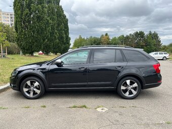 Škoda Octavia SCOUT III - 2