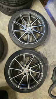 Alu kola R19 Motec, 5x112 letní - 2