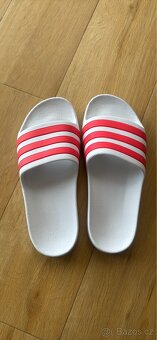 Pantofle adidas, vel. 4K, EU 36,5-37 - 2