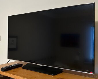 Samsung Smart TV 32” (80cm) UE32H5570SS - 2