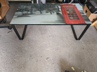 Skleněný konferenční stůl - 2