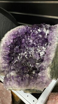 Ametystová geoda – 64 kg – luxusní misa, hluboká fialová - 2