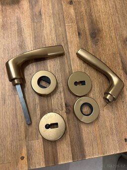 Interiérové kování - 2