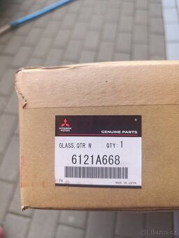 Mitsubishi ASX sklo PZ - 2