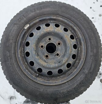 Plechové disky 5x112 r15 ET47 zimní pneu na dojetí - 2