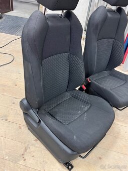 Toyota CHR, kompletní přední i zadní sedačky - 2