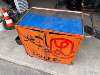 Pojízdný montážní stůl - 2