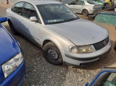 VW Passat B5 2,3 VR5 110kW SYNCRO 4x4, AGZ - díly - 2