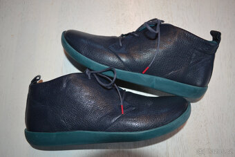 Nové celokožené boty zn. Think - 2