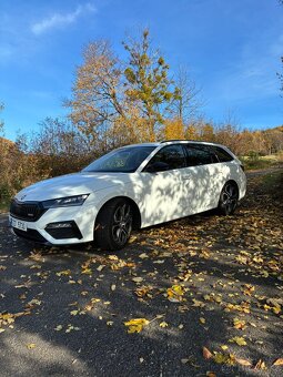 Škoda Octavia 4 RS Combi MY2022 - 2