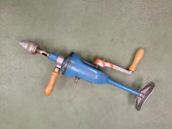 Ruční vrtačka - 2