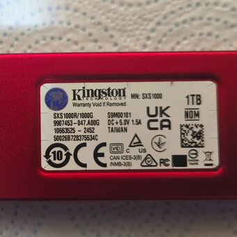 Kingston XS1000 SSD 1TB, červená - 2