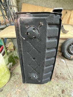 Plato kufru felicia - 2