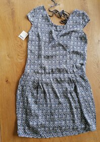 Nové dámské - dívčí šaty vel. 38 (40), S-M Camaieu - 2