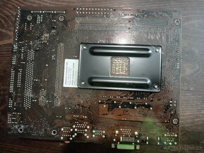 základová deska Asus A55BM-E i pro těžbu - 2
