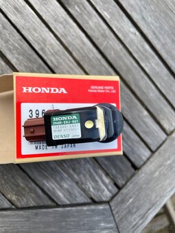 Parkovací čidlo Honda Crv - 2