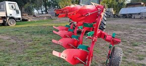 Pluh Agromasz- Kverneland - 2