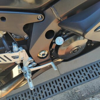 Suzuki GSX-R 1000 k5 - 2