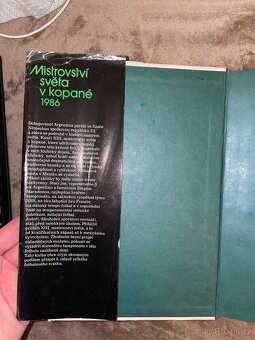 Kniha Mistroství světa v kopané 1986 (originál z roku 1986j - 2