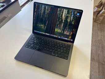 Prodám Apple MacBook Pro 14” (2023) – M3 Pro, 18GB RAM,512GB - 2