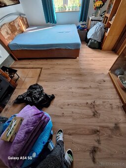 Čalouněná postel zvíšená - 2