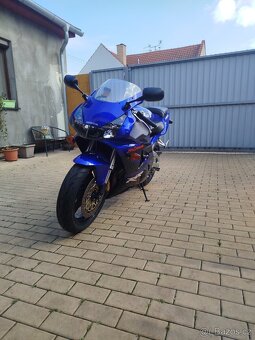 Honda cbr954rr - 2