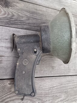 Policejní lampa ČSSR VB do auta - 2