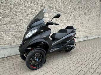 Piaggio MP3 500 HPE Advanced Sport Výfuk Akrapovič možná dop - 2