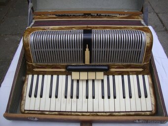 Tahací harmonika Akordeon Ligna Lignatone zlatá po dědovi - 2