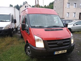 Ford transit 2.2 TDCi 85 kW 6g šest míst k sezení - 2